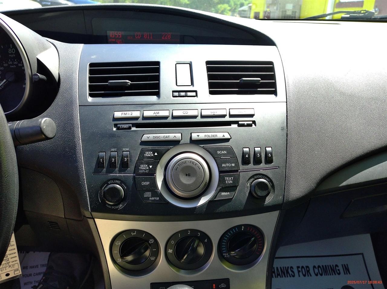 Mazda MAZDA3 4dr Sdn Auto i Sport 2011
