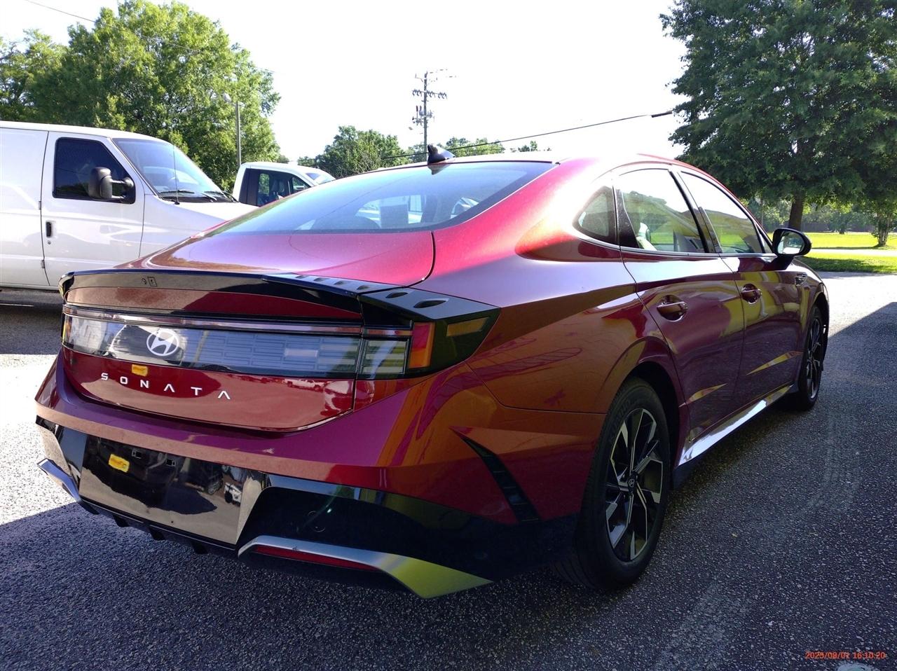 Hyundai Sonata SEL FWD 2025