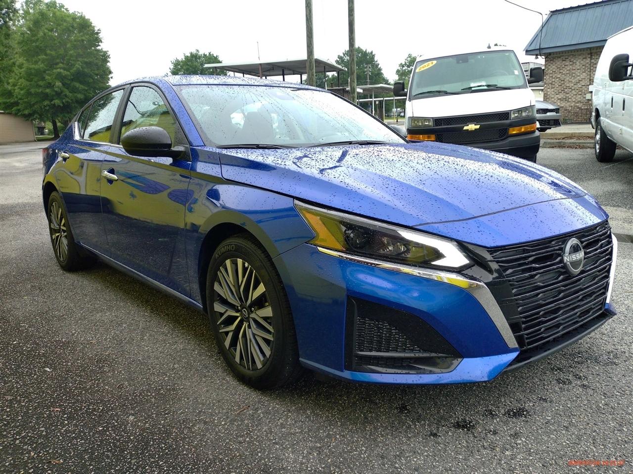 Nissan Altima SV FWD 2025