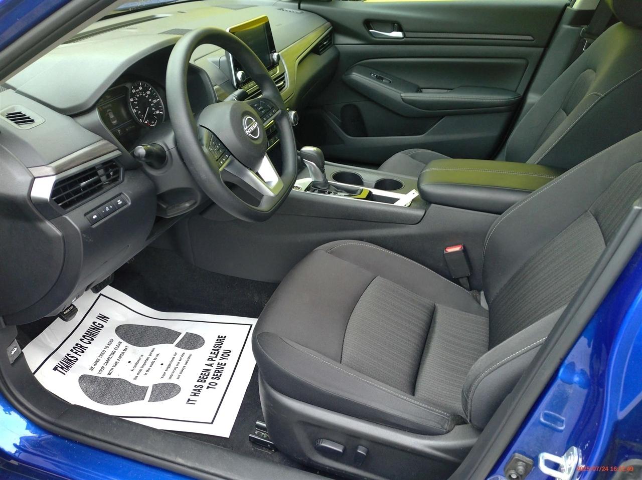 Nissan Altima SV FWD 2025