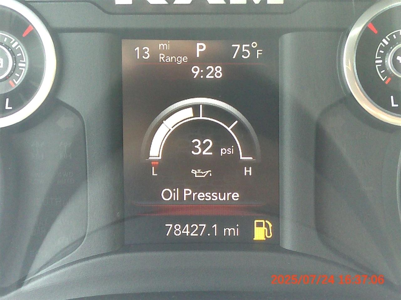RAM 1500 Big Horn 4x2 Crew Cab 5'7" Box 2023