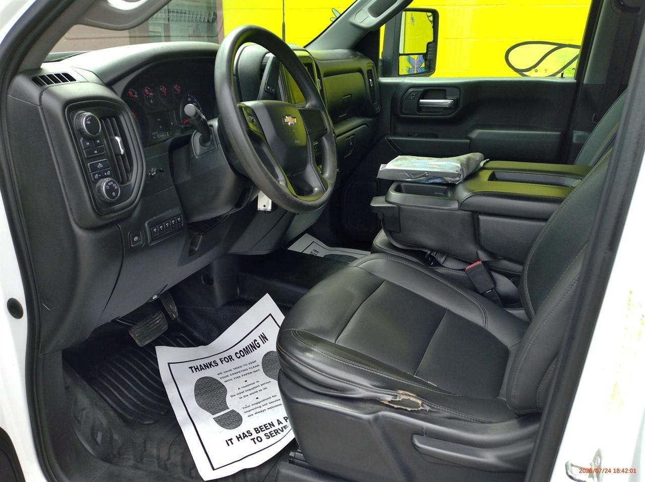 Chevrolet Silverado 3500HD CC 4WD Crew Cab 177" WB, 60" CA Work Truck 2020