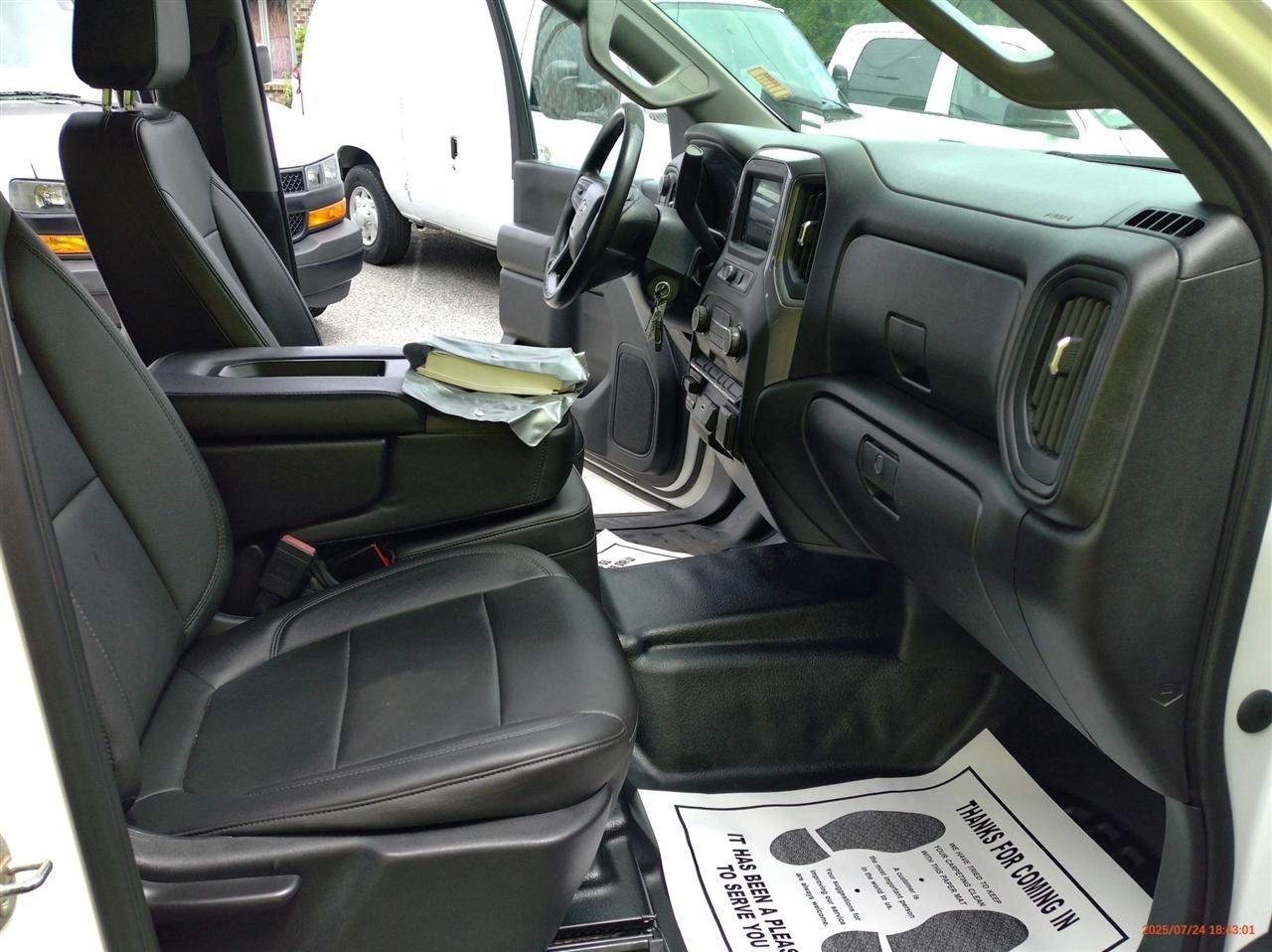Chevrolet Silverado 3500HD CC 4WD Crew Cab 177" WB, 60" CA Work Truck 2020