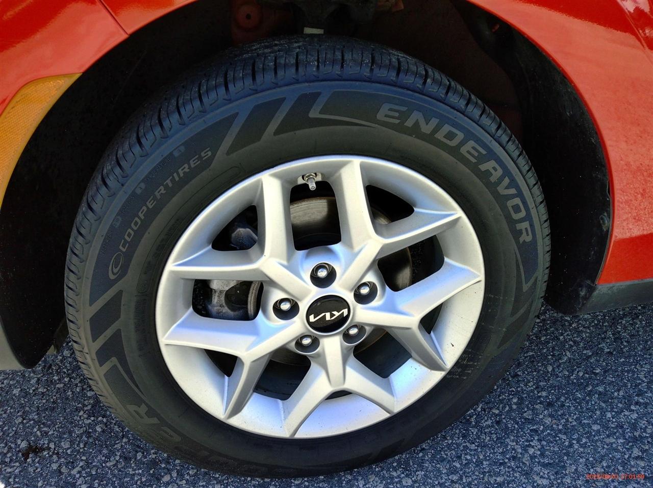 Kia Soul LX FWD 2025