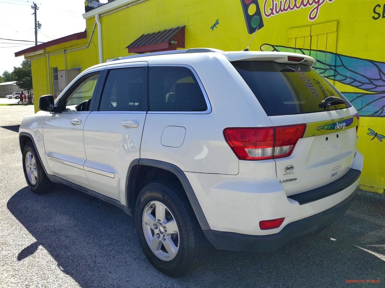 Jeep Grand Cherokee RWD 4dr Laredo 2011
