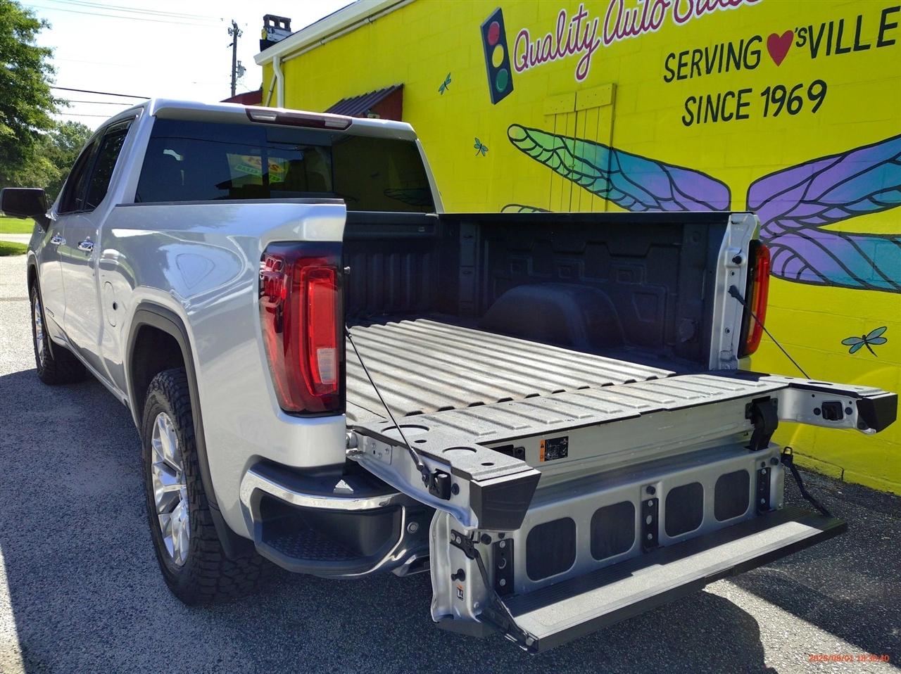 GMC Sierra 1500 4WD Crew Cab 157" SLT 2021