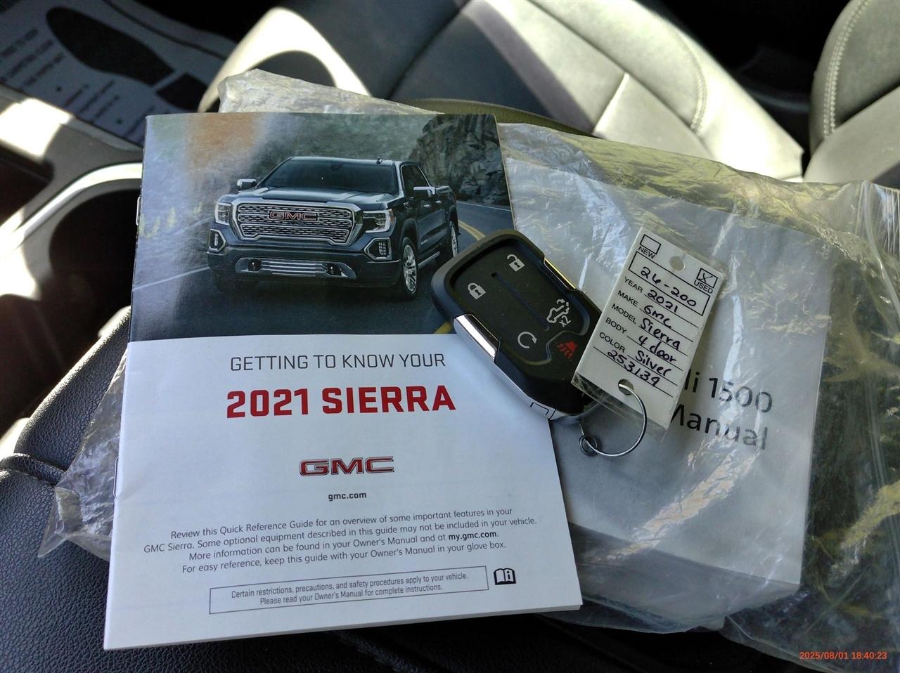 GMC Sierra 1500 4WD Crew Cab 157" SLT 2021