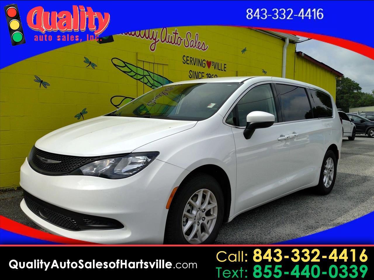 2023 Chrysler Voyager LX FWD