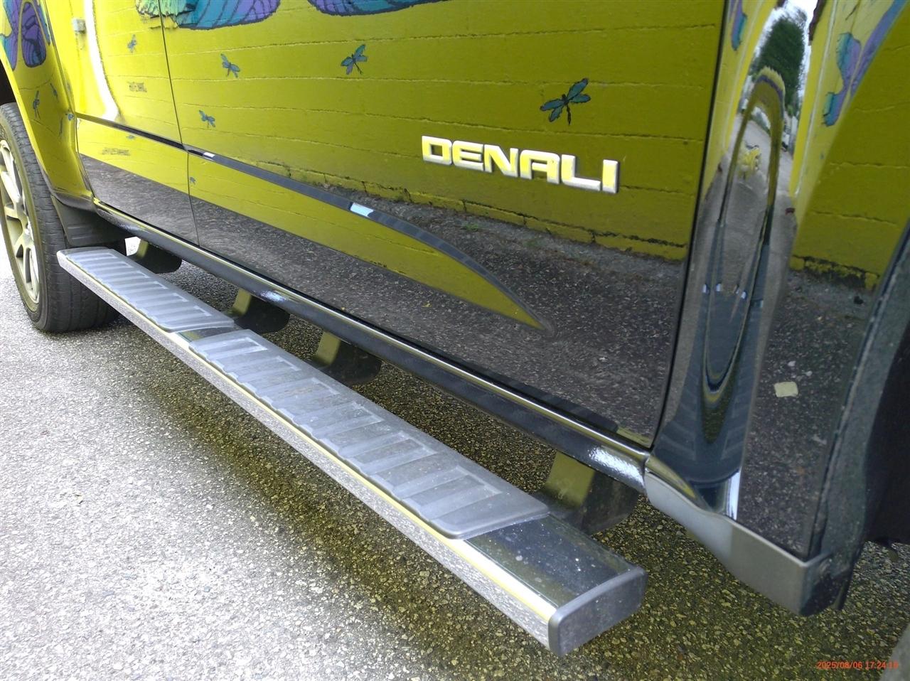 GMC Canyon 4WD Crew Cab 128.3" Denali 2019