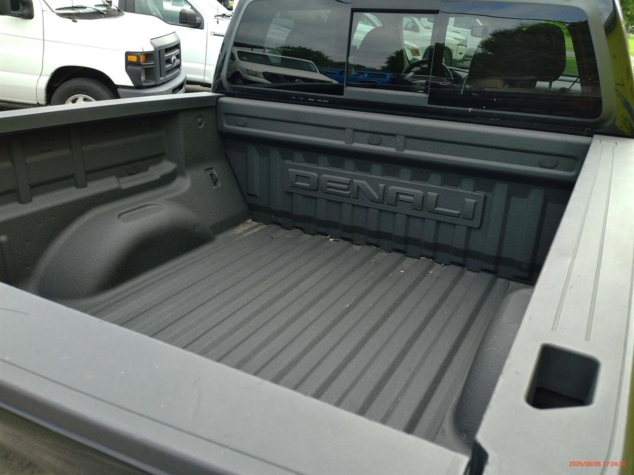 GMC Canyon 4WD Crew Cab 128.3" Denali 2019