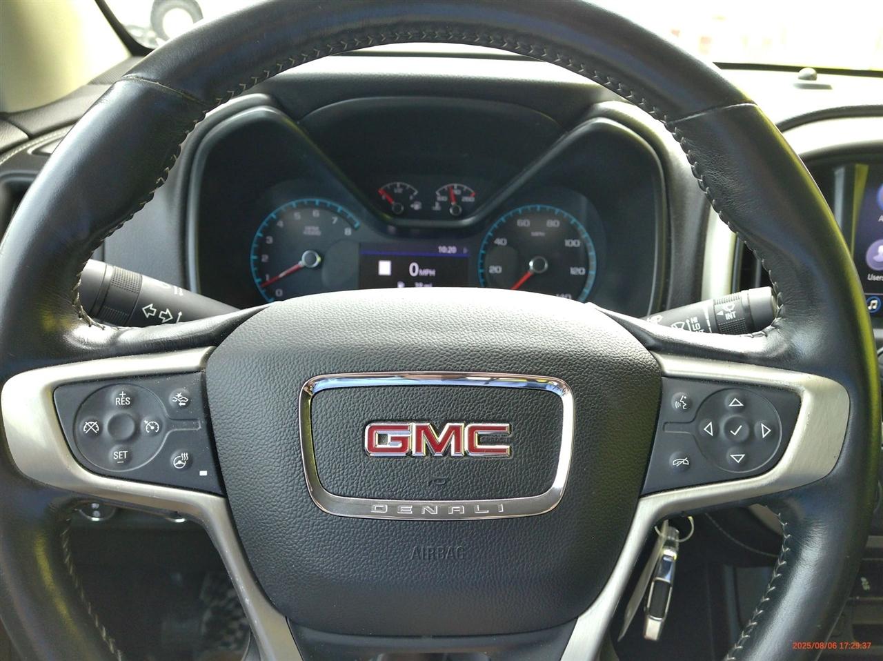 GMC Canyon 4WD Crew Cab 128.3" Denali 2019