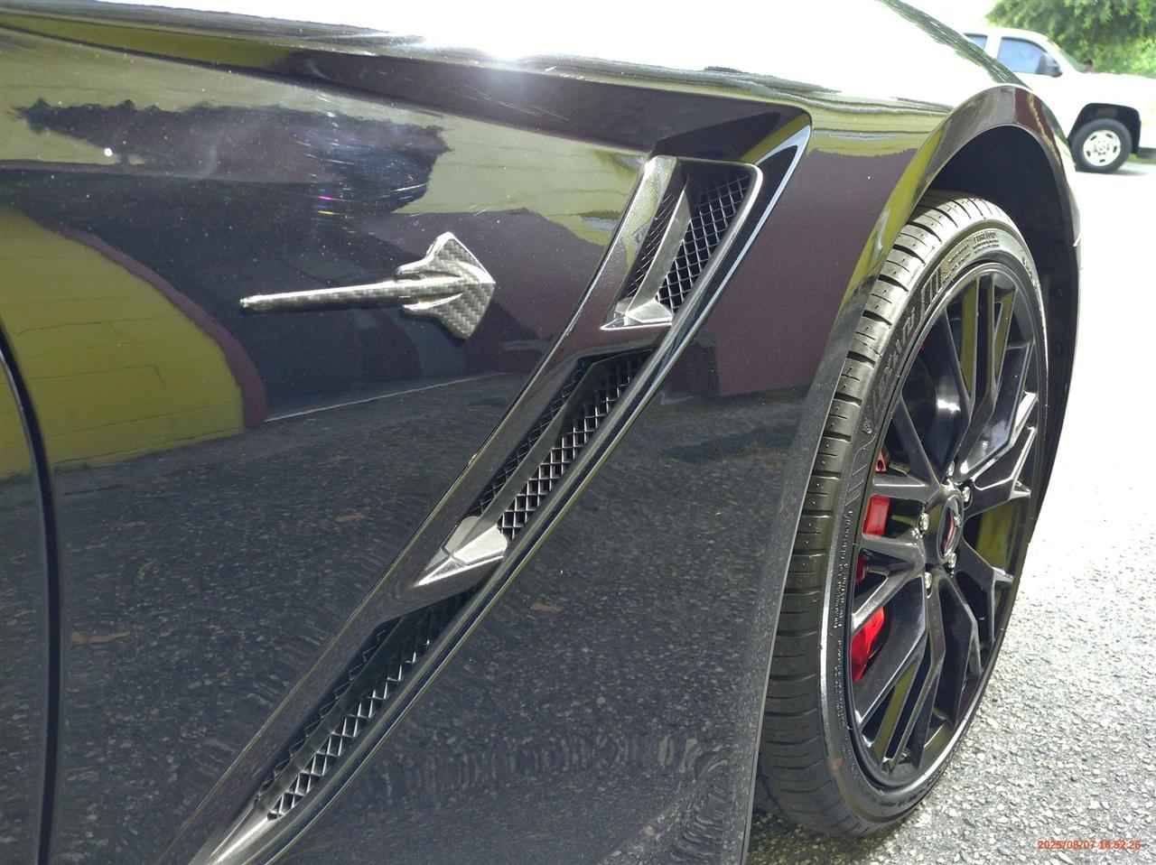 Chevrolet Corvette 2dr Stingray Z51 Cpe w/2LT 2017