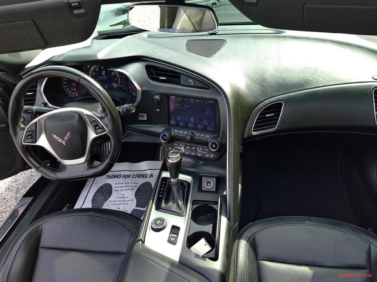 Chevrolet Corvette 2dr Stingray Z51 Cpe w/2LT 2017