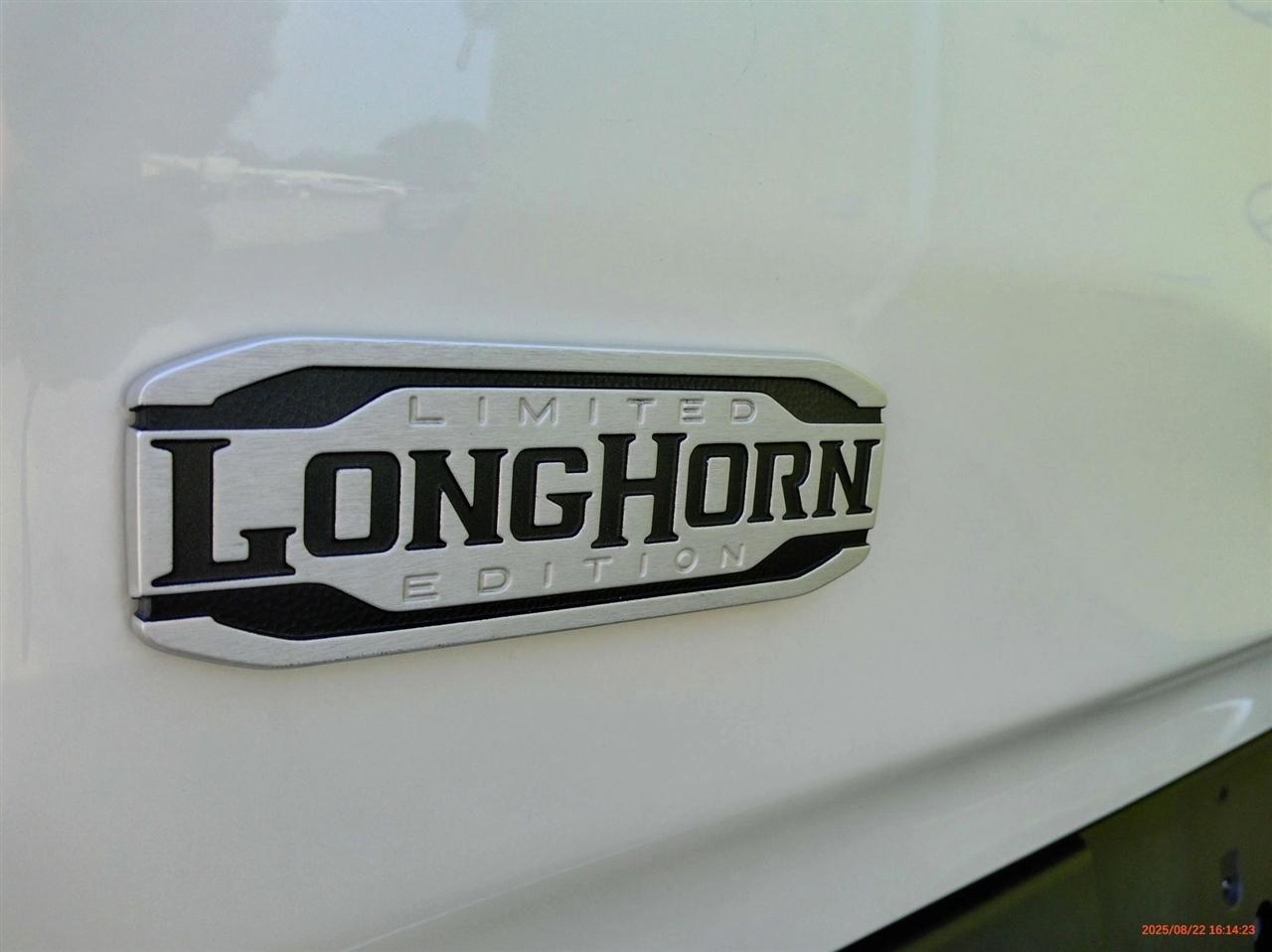 RAM 1500 Longhorn 4x4 Crew Cab 5'7" Box 2021