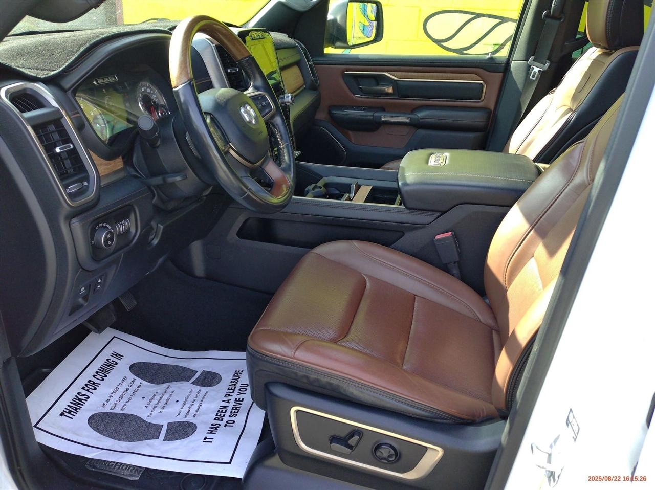 RAM 1500 Longhorn 4x4 Crew Cab 5'7" Box 2021