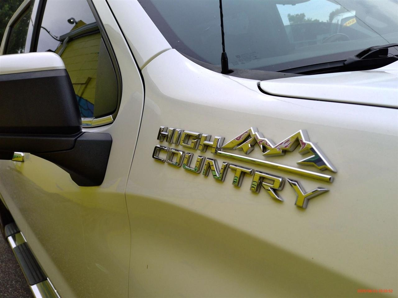 Chevrolet Silverado 1500 4WD Crew Cab 147" High Country 2021