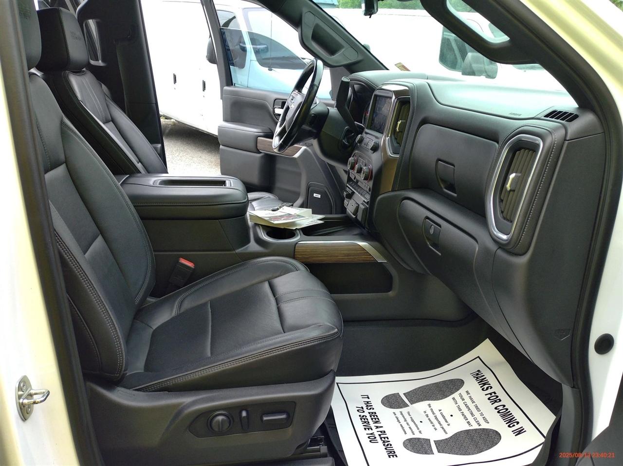 Chevrolet Silverado 1500 4WD Crew Cab 147" High Country 2021