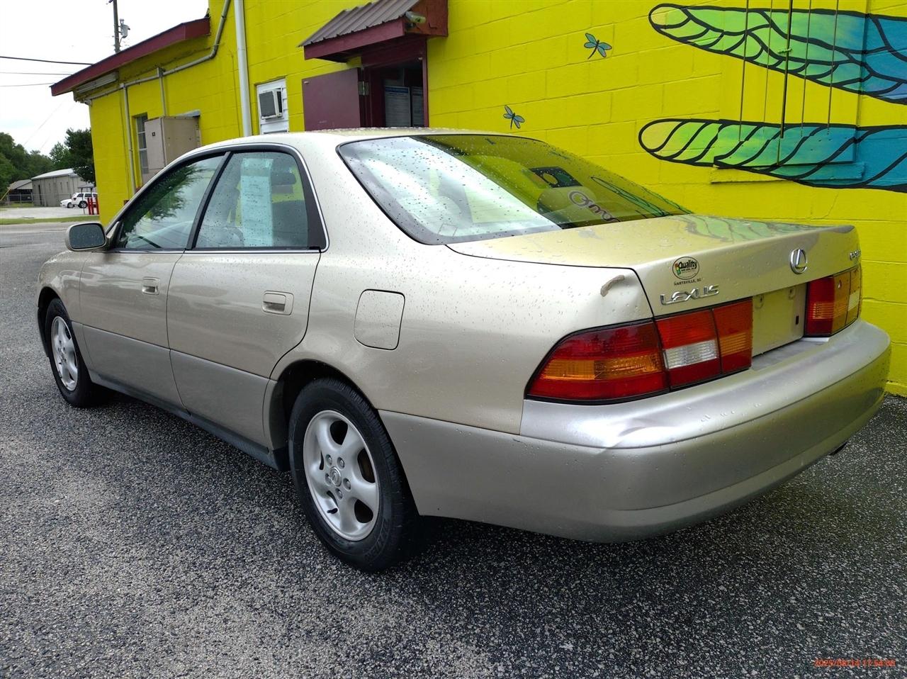 Lexus ES 300 Luxury Sport Sdn 4dr Sdn 1999