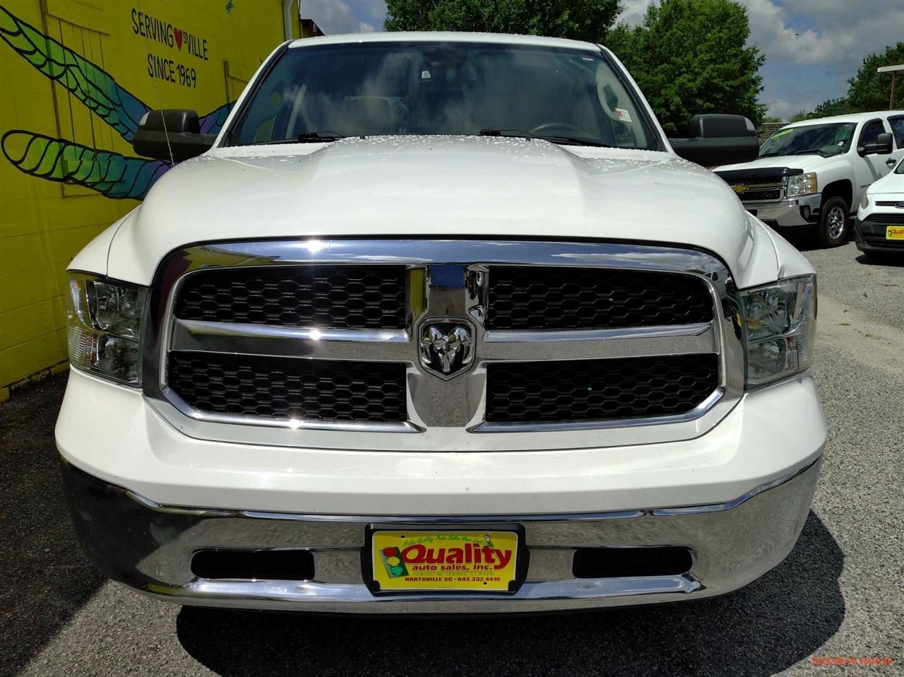 RAM 1500 Classic SLT 4x4 Crew Cab 5'7" Box 2023