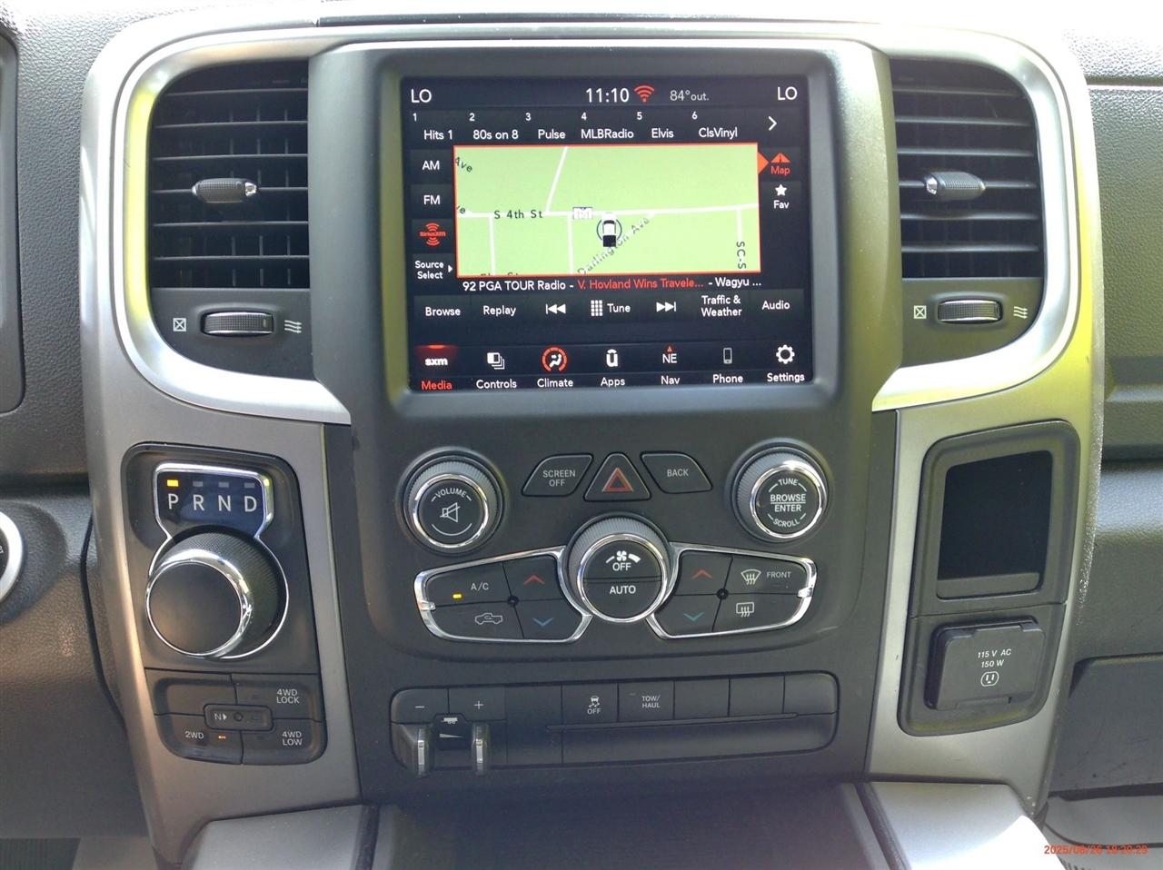 RAM 1500 Classic SLT 4x4 Crew Cab 5'7" Box 2023