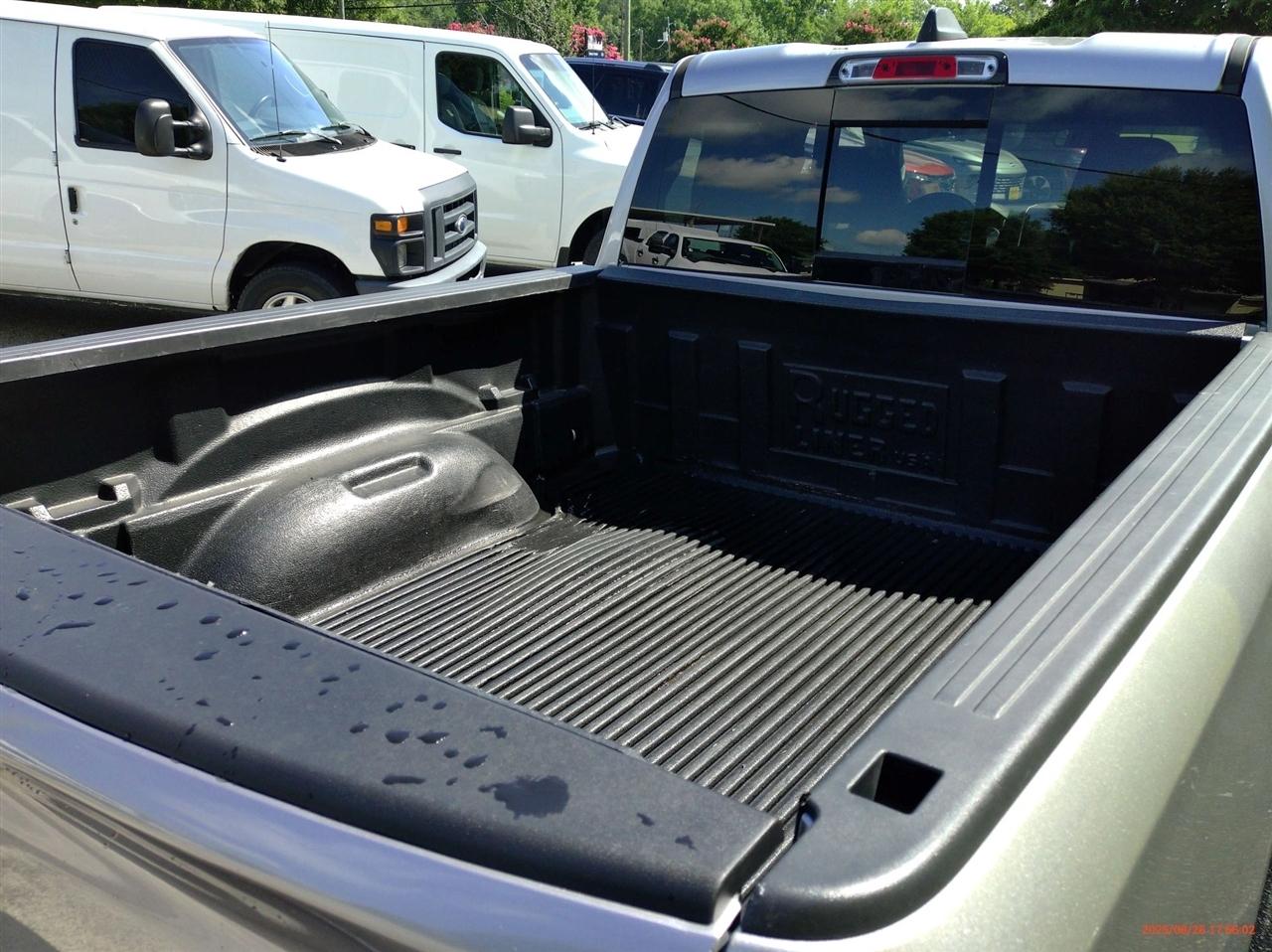 RAM 1500 Big Horn 4x2 Quad Cab 6'4" Box 2022