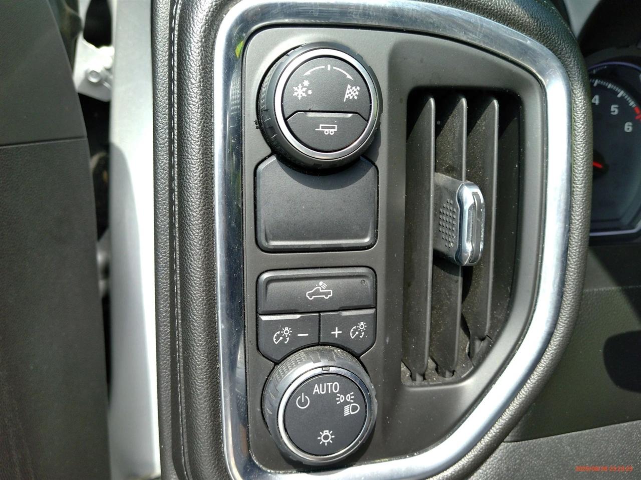 Chevrolet Silverado 1500 2WD Crew Cab 147" LT 2019