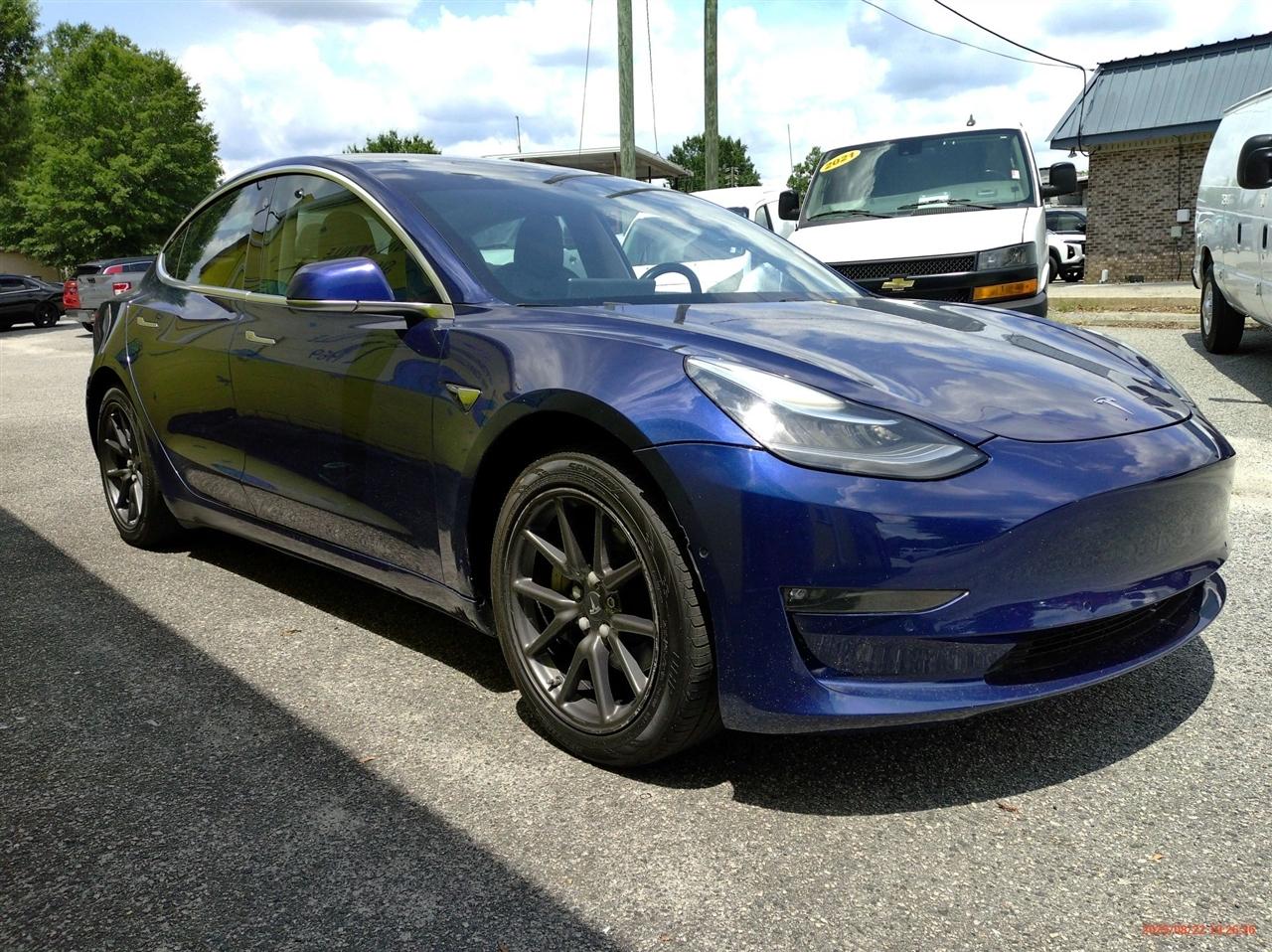 Tesla Model 3 Mid Range Battery RWD 2018