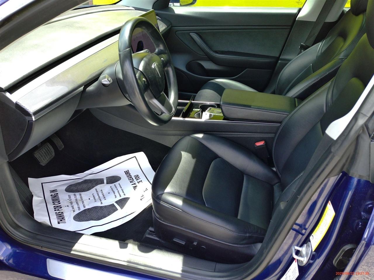 Tesla Model 3 Mid Range Battery RWD 2018