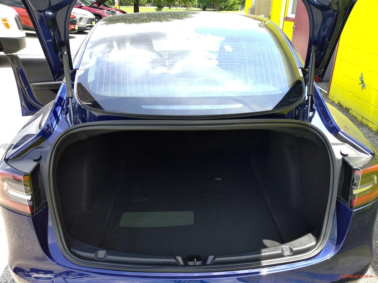 Tesla Model 3 Mid Range Battery RWD 2018