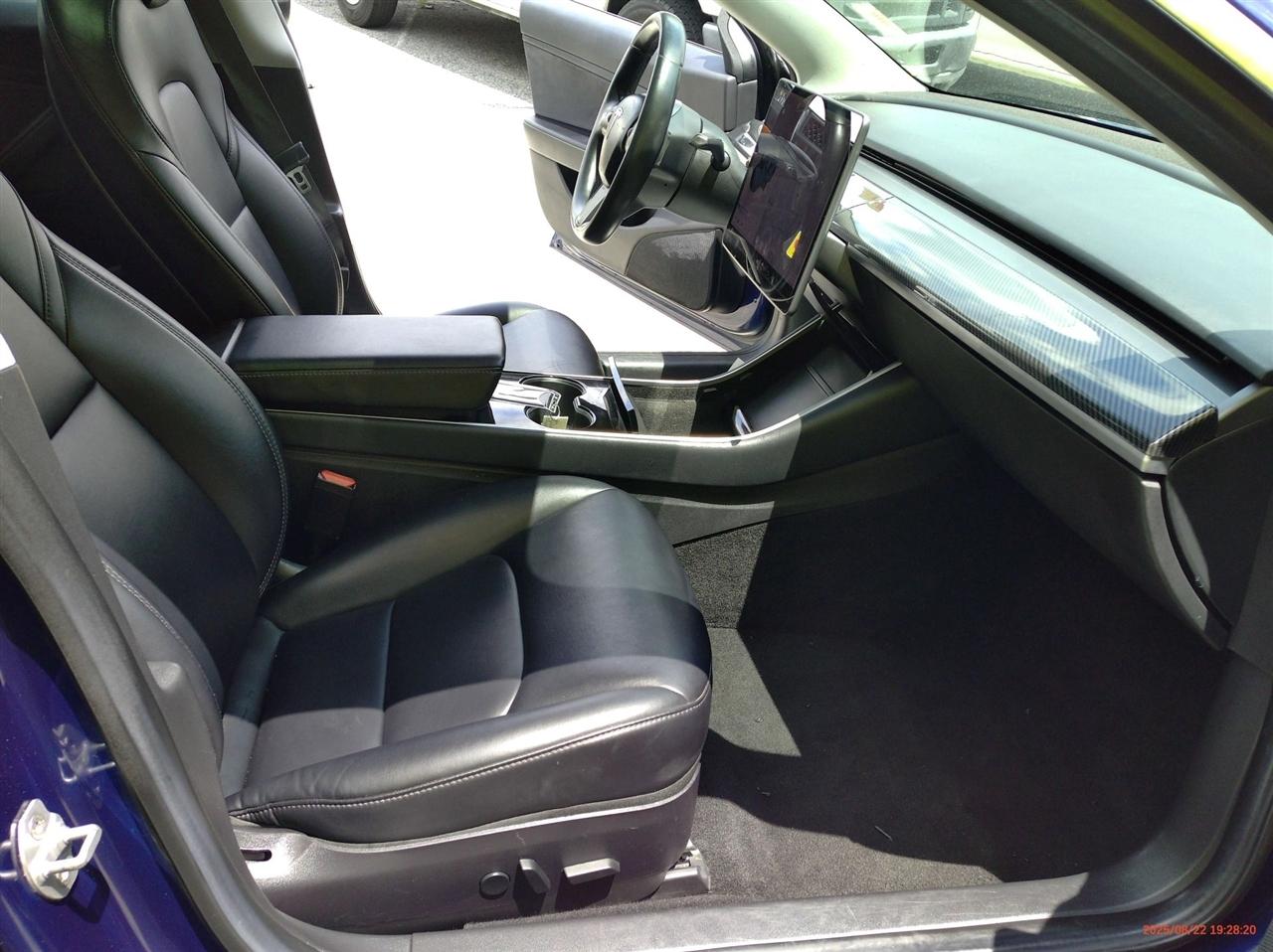 Tesla Model 3 Mid Range Battery RWD 2018