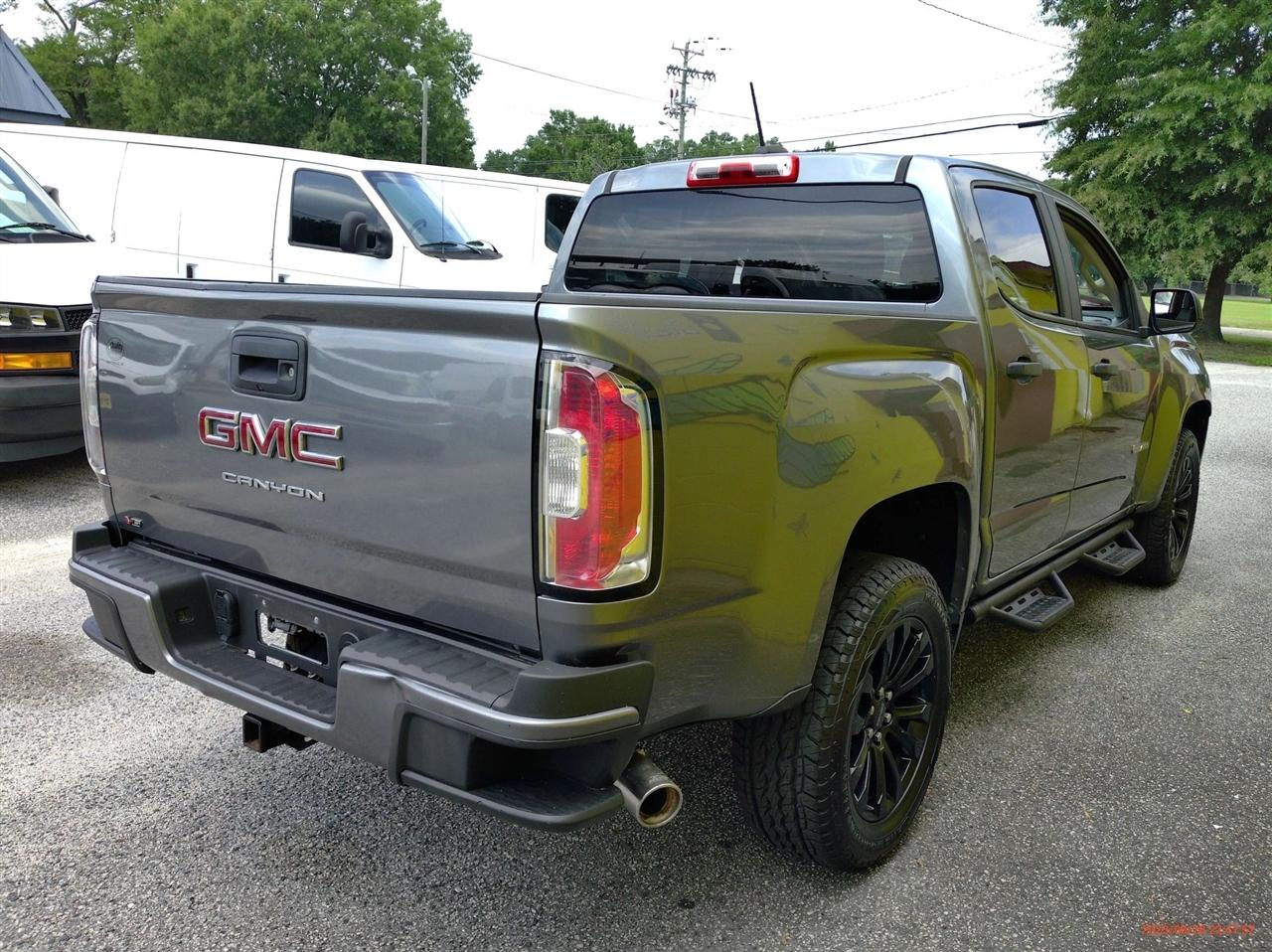 GMC Canyon 2WD Crew Cab 128" Elevation Standard 2021