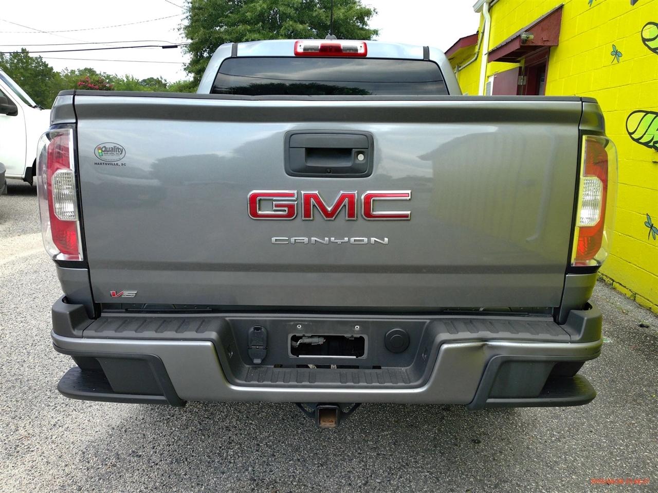 GMC Canyon 2WD Crew Cab 128" Elevation Standard 2021