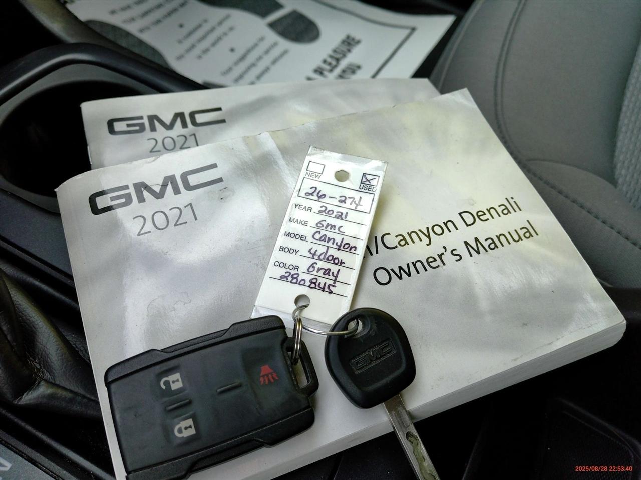 GMC Canyon 2WD Crew Cab 128" Elevation Standard 2021