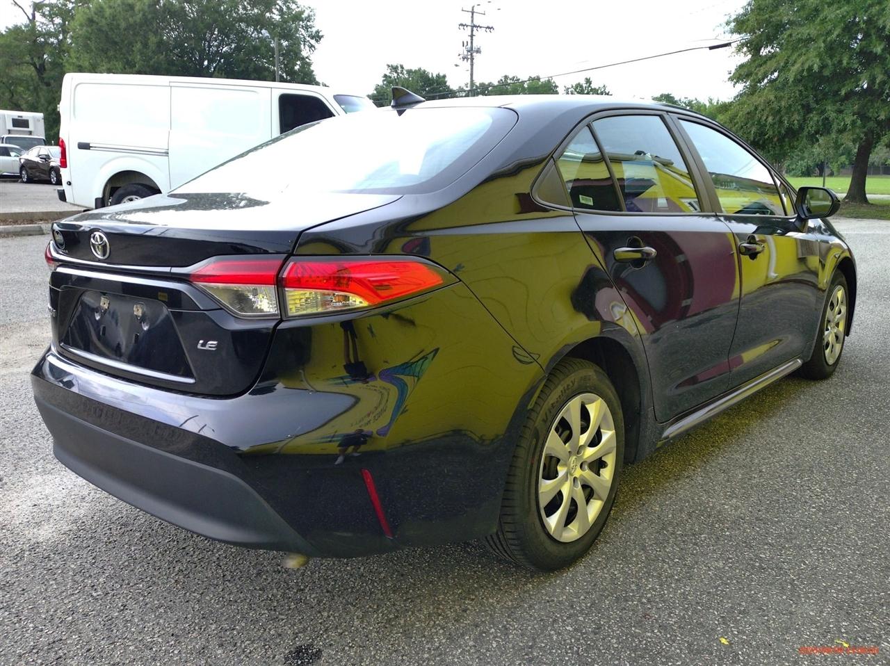 Toyota Corolla LE CVT (Natl) 2024