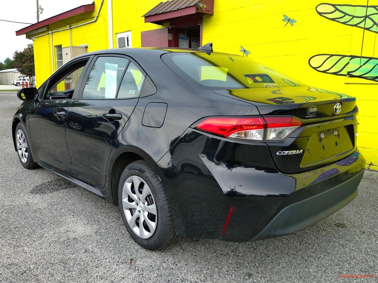 Toyota Corolla LE CVT (Natl) 2024
