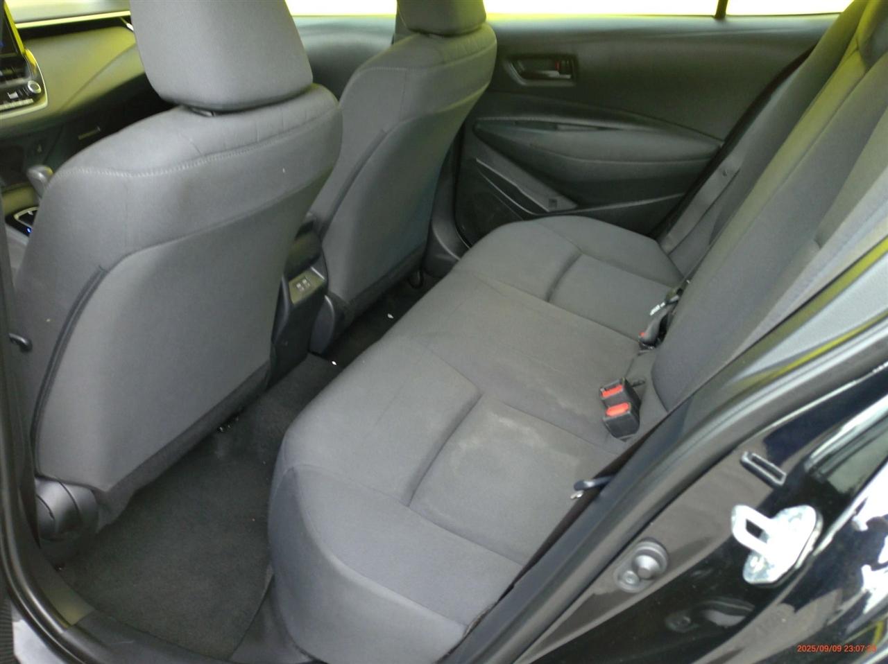 Toyota Corolla LE CVT (Natl) 2024