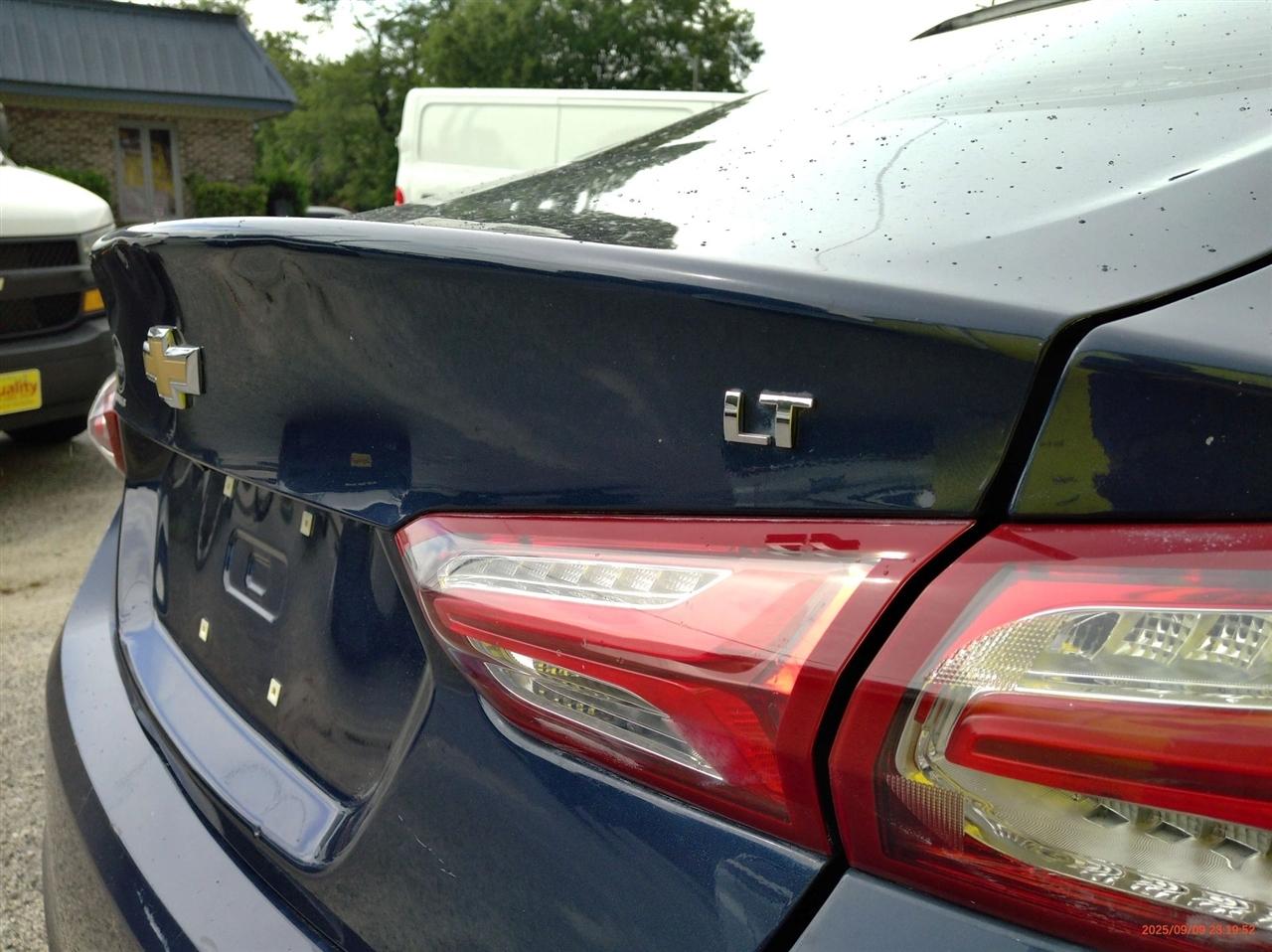 Chevrolet Malibu 4dr Sdn LT 2021