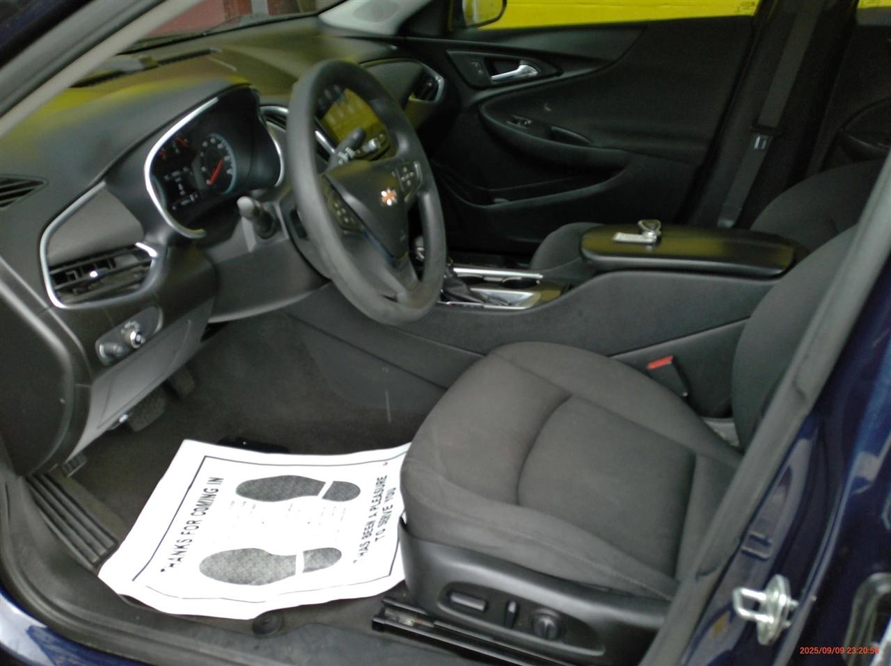 Chevrolet Malibu 4dr Sdn LT 2021