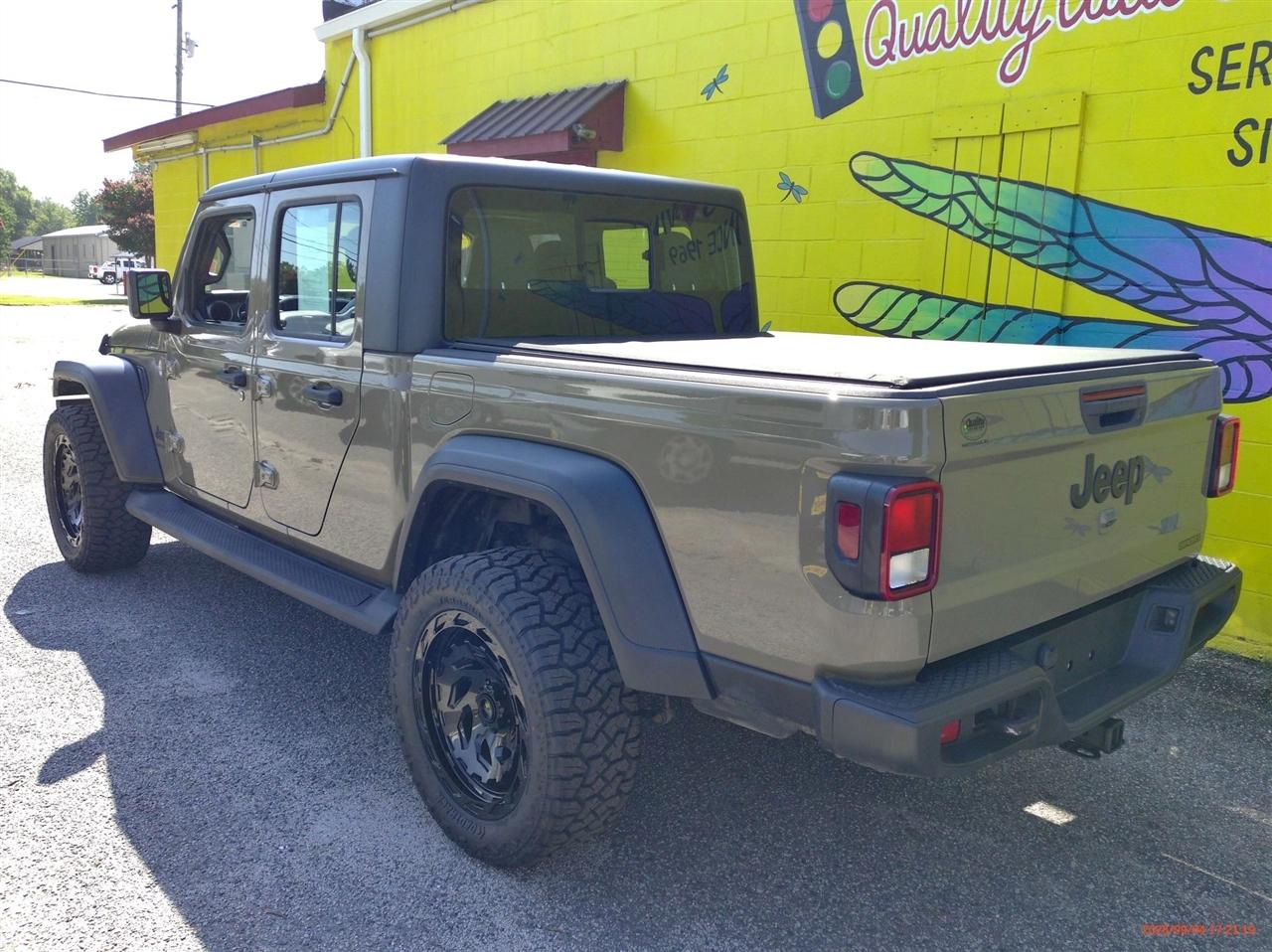 Jeep Gladiator Sport 4x4 2020
