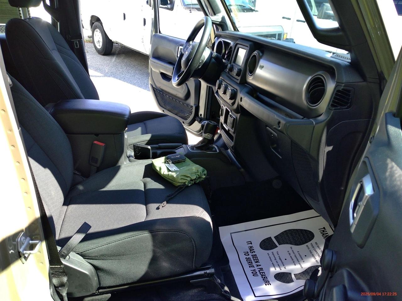 Jeep Gladiator Sport 4x4 2020