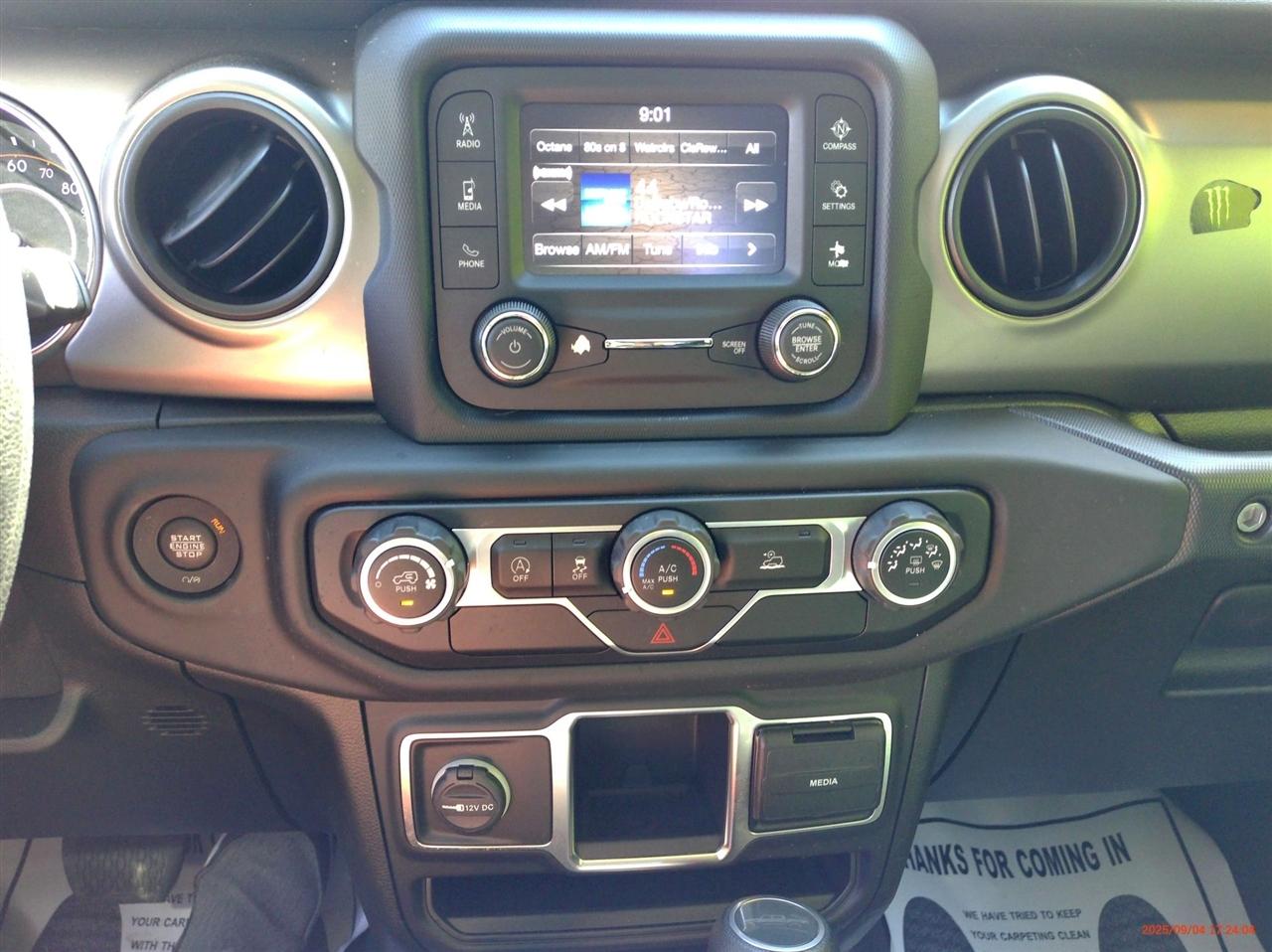 Jeep Gladiator Sport 4x4 2020