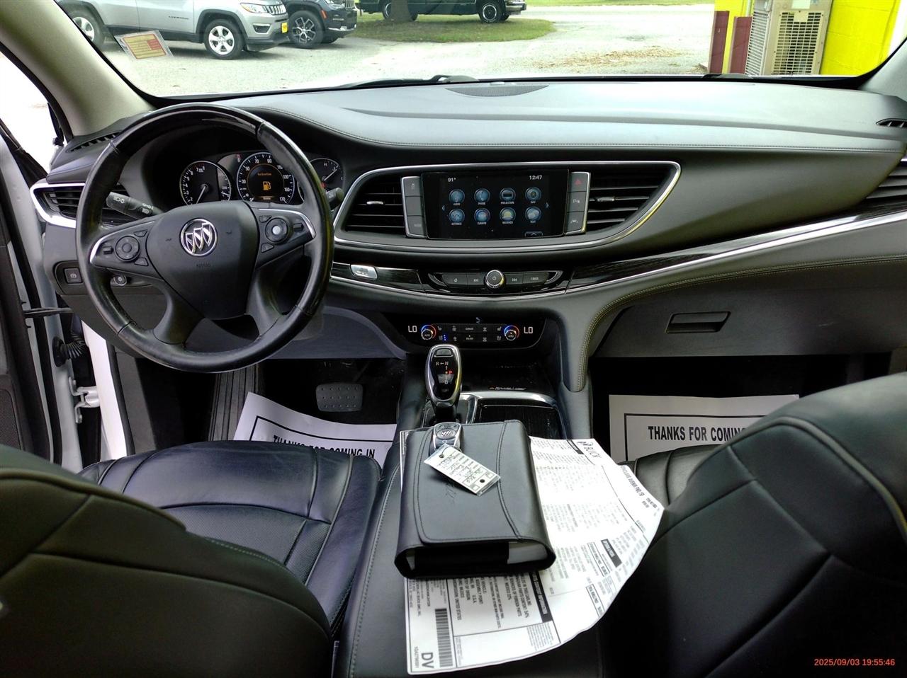 Buick Enclave FWD 4dr Avenir 2019