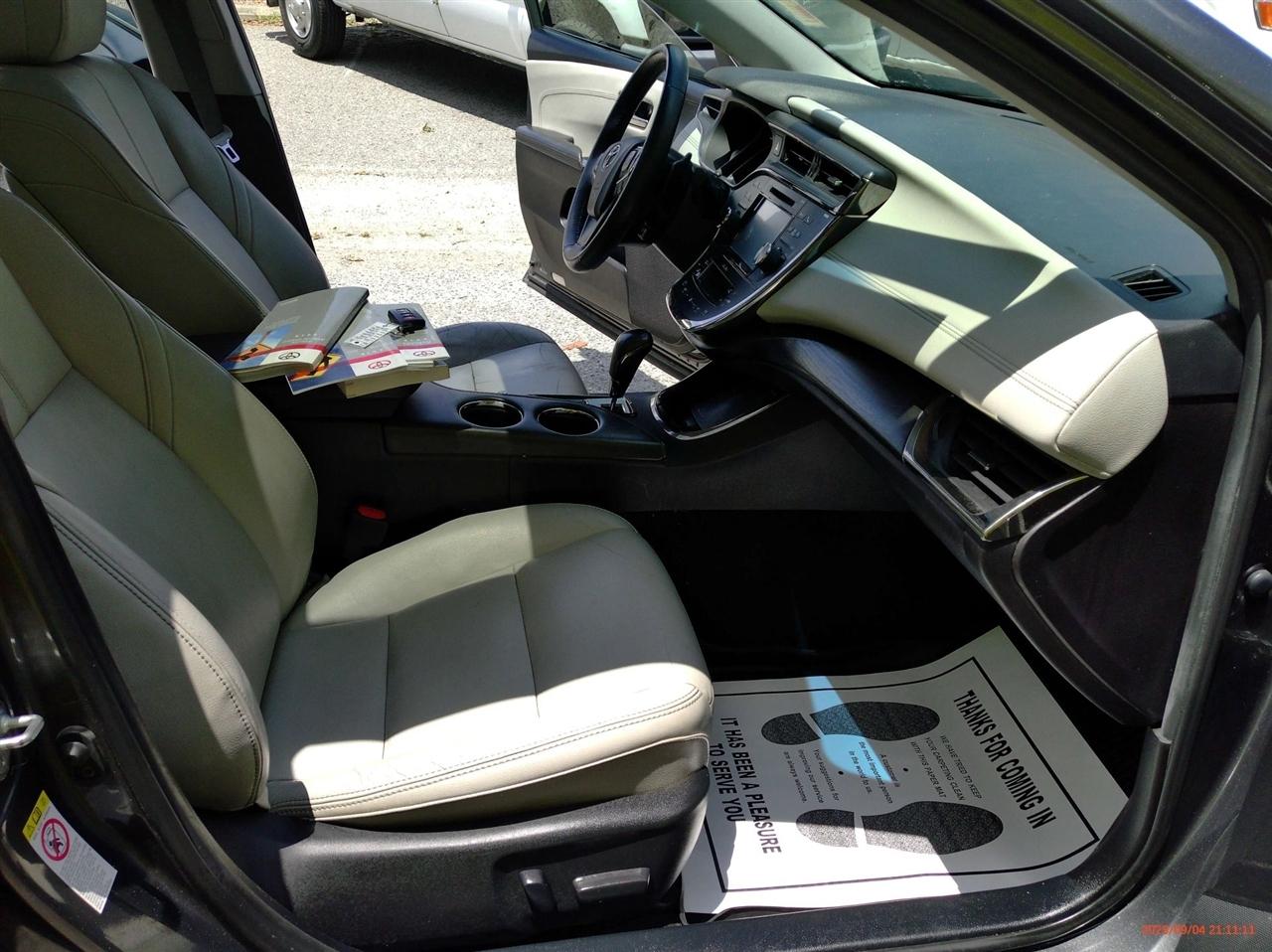 Toyota Avalon XLE Premium (Natl) 2018