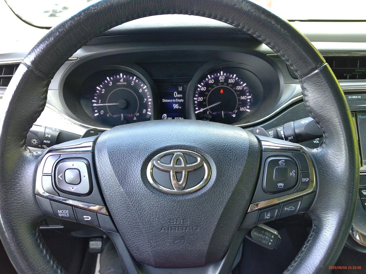 Toyota Avalon XLE Premium (Natl) 2018