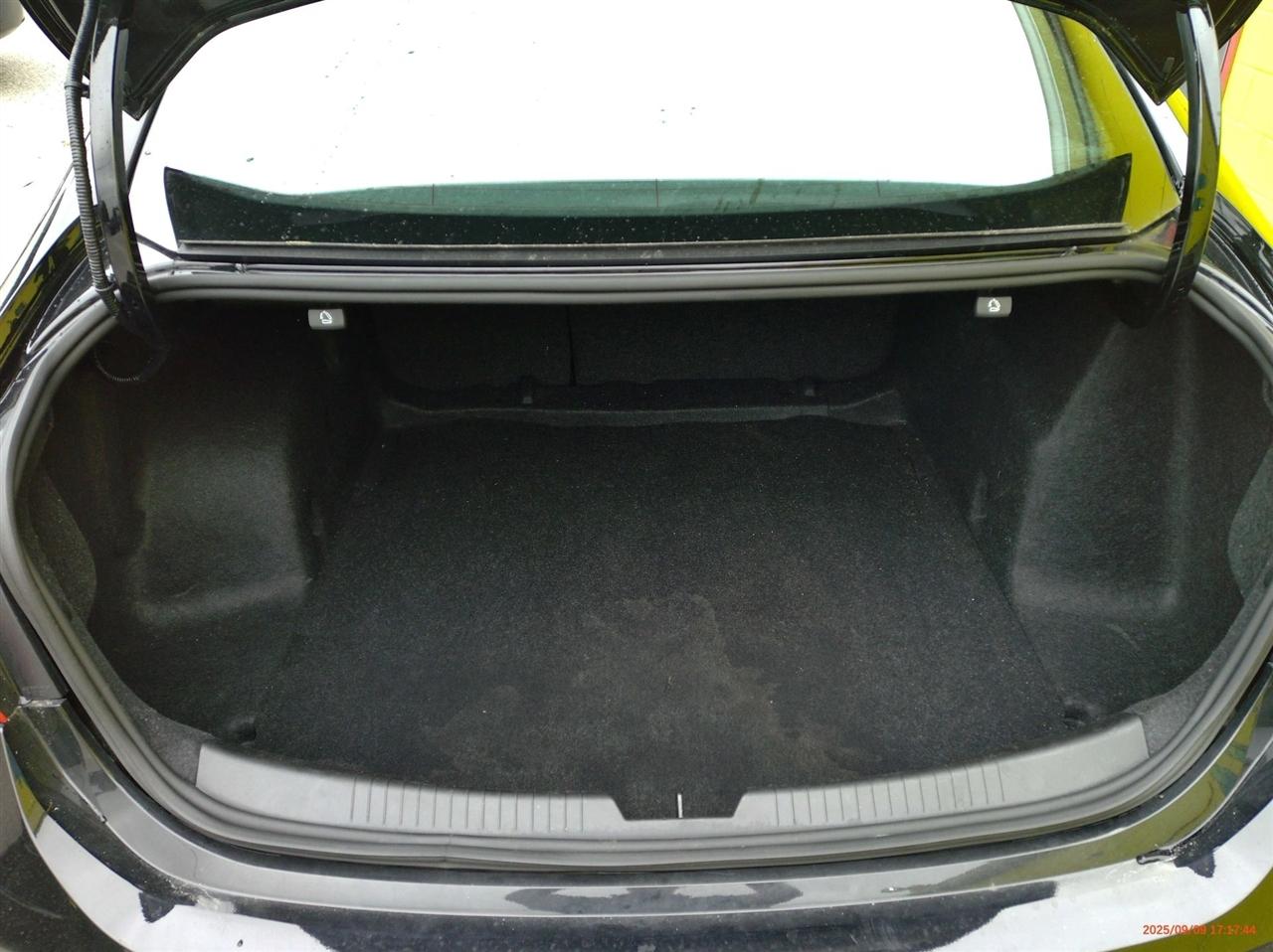 Chevrolet Malibu 4dr Sdn RS 2024