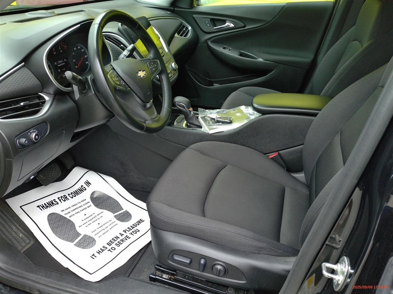 Chevrolet Malibu 4dr Sdn RS 2024