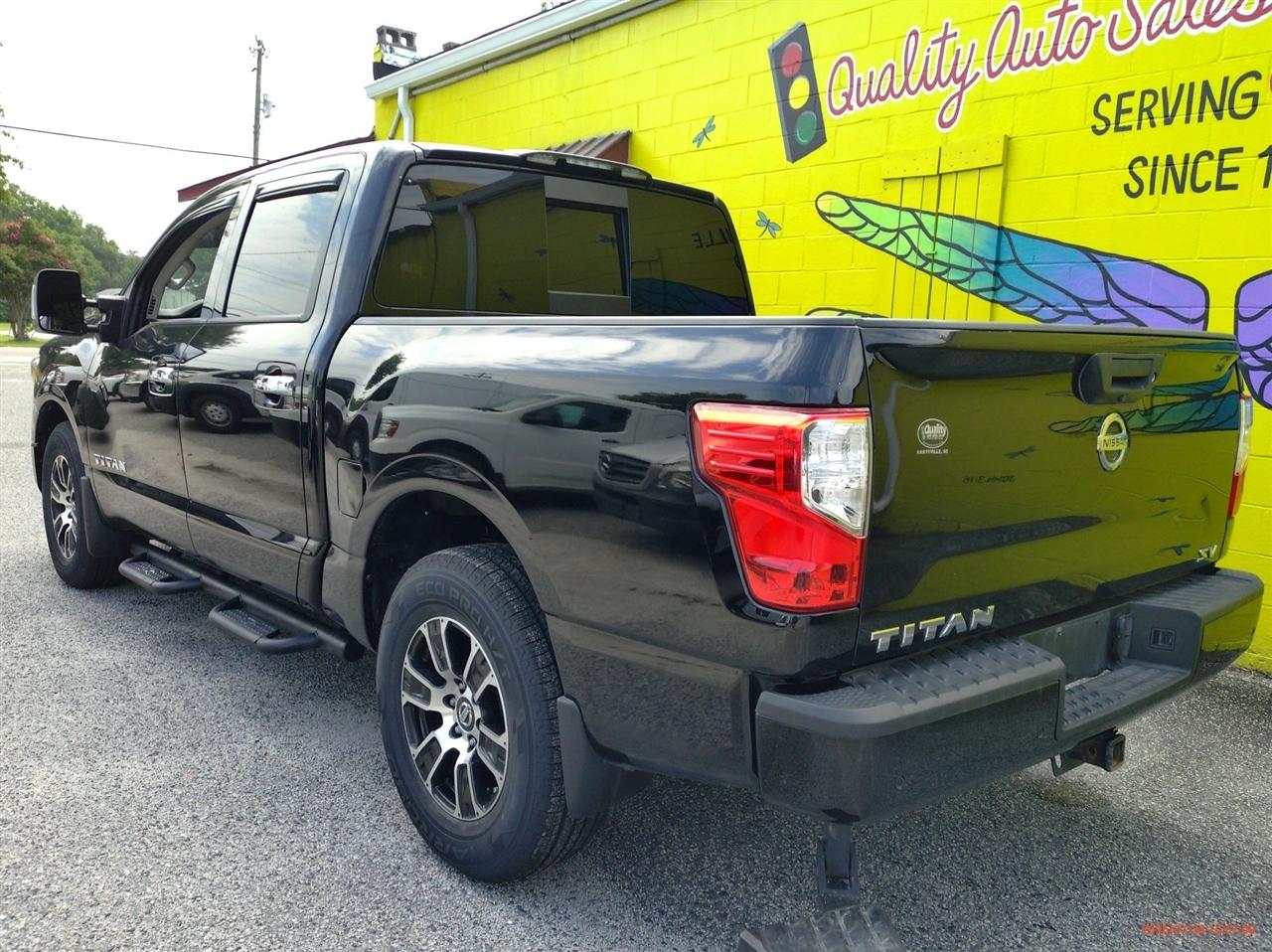 Nissan Titan 4x2 Crew Cab SV 2021