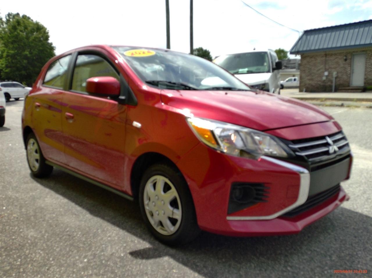 Mitsubishi Mirage ES CVT 2024