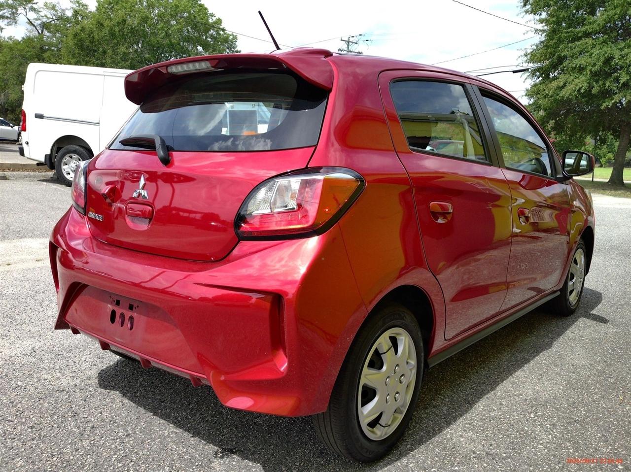 Mitsubishi Mirage ES CVT 2024