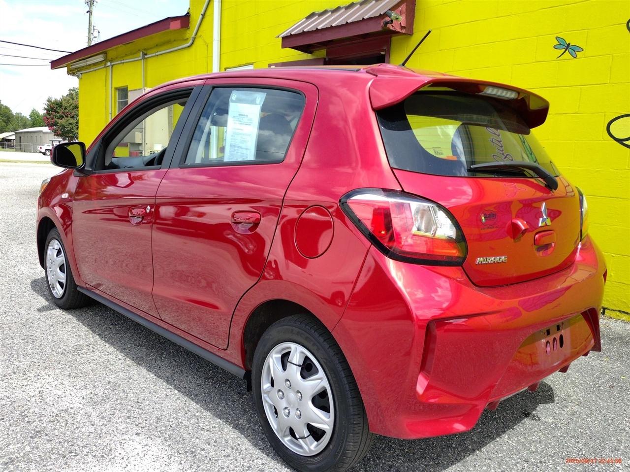 Mitsubishi Mirage ES CVT 2024